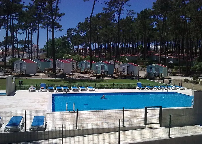 فندق Orbitur Valado Bungalows Caravan Park 3*