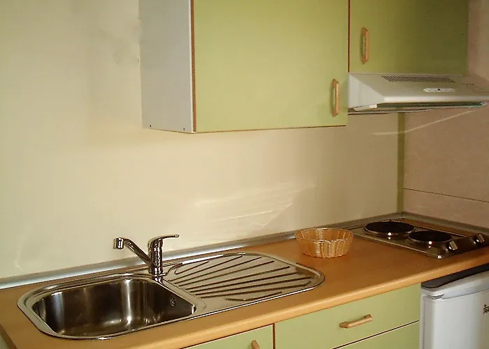 Orbitur Valado Bungalows Caravan Park نازاريه